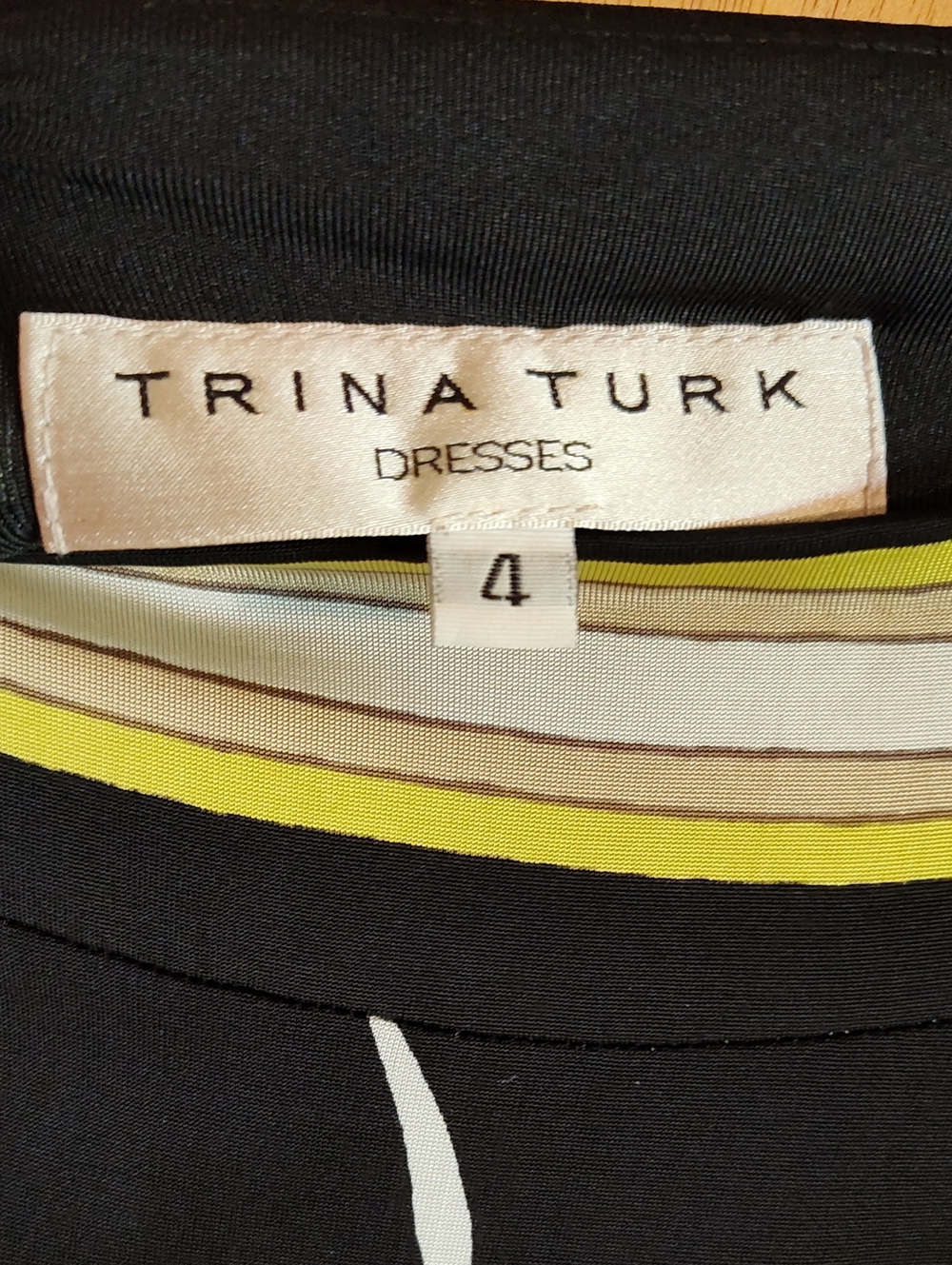 Trina Turk Felana Jersey Sheath Dress Spider Mum Black Chartreuse Bateau Neck 4 - Picture 11 of 12